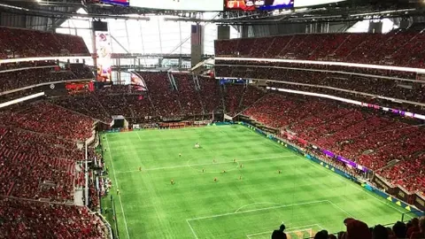 铜梁龙锐不可挡，2-0力克嘉定汇龙，四年砺剑终登中超巅峰